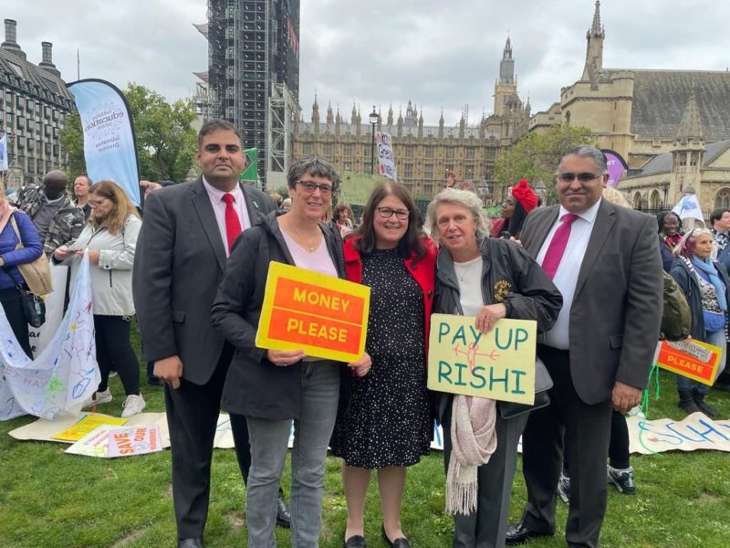 Rachel Hopkins MP joining protesters outside Parliament in support of maintained nurseries